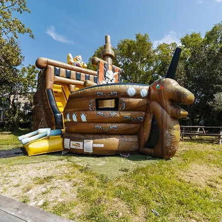 Paradis 4 Etoiles Au Port De - La Rochelle Campsite L'Houmeau