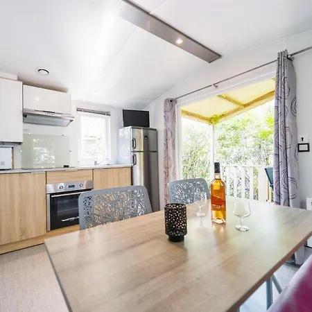 Paradis 4 Etoiles Au Port De - La Rochelle 4* L'Houmeau