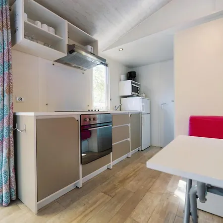Paradis 4 Etoiles Au Port De - La Rochelle 4*
