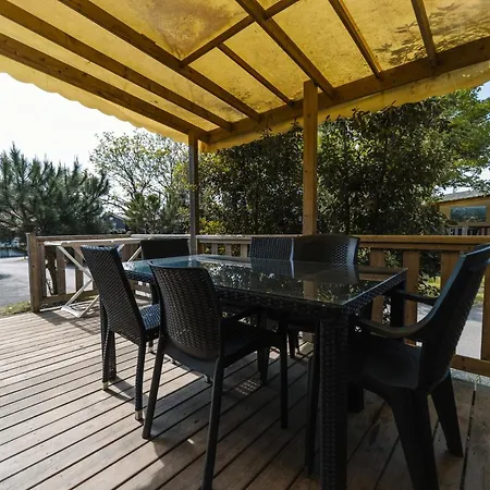 Campsite Paradis 4 Etoiles Au Port De - La Rochelle 4*