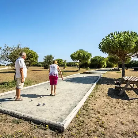 Paradis 4 Etoiles Au Port De - La Rochelle 4* L'Houmeau