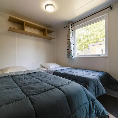 Campsite Paradis 4 Etoiles Au Port De - La Rochelle 4*