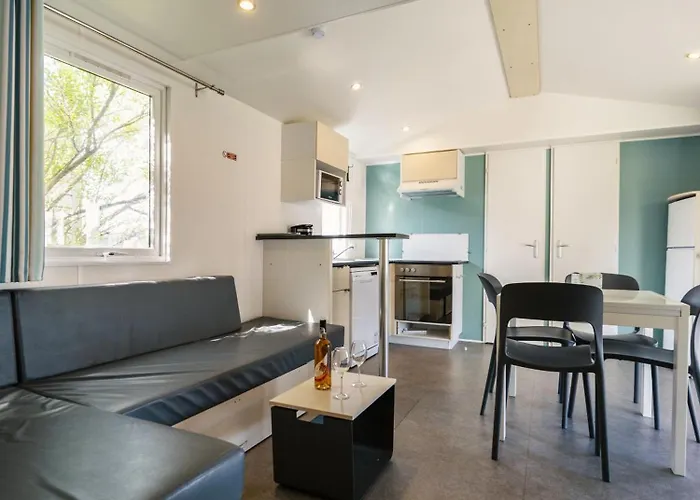 Parque de Campismo Paradis 4 Etoiles Au Port De - La Rochelle 4*